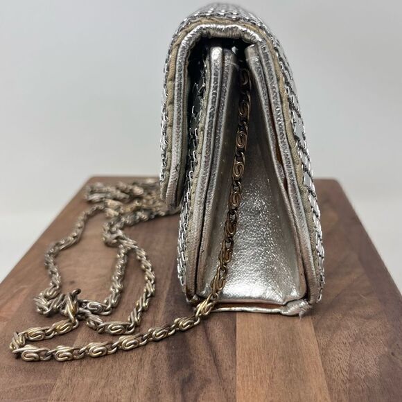 Vintage F.W. Woolworth Silver Metallic Sequins Mini Chain Bag - Picture 4 of 16